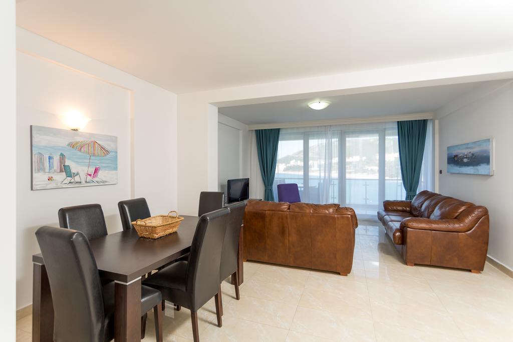 Adriatic Raf Apartments Budva Exterior photo
