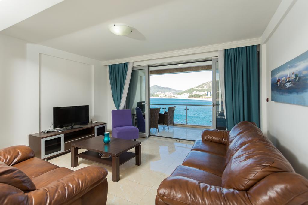 Adriatic Raf Apartments Budva Exterior photo